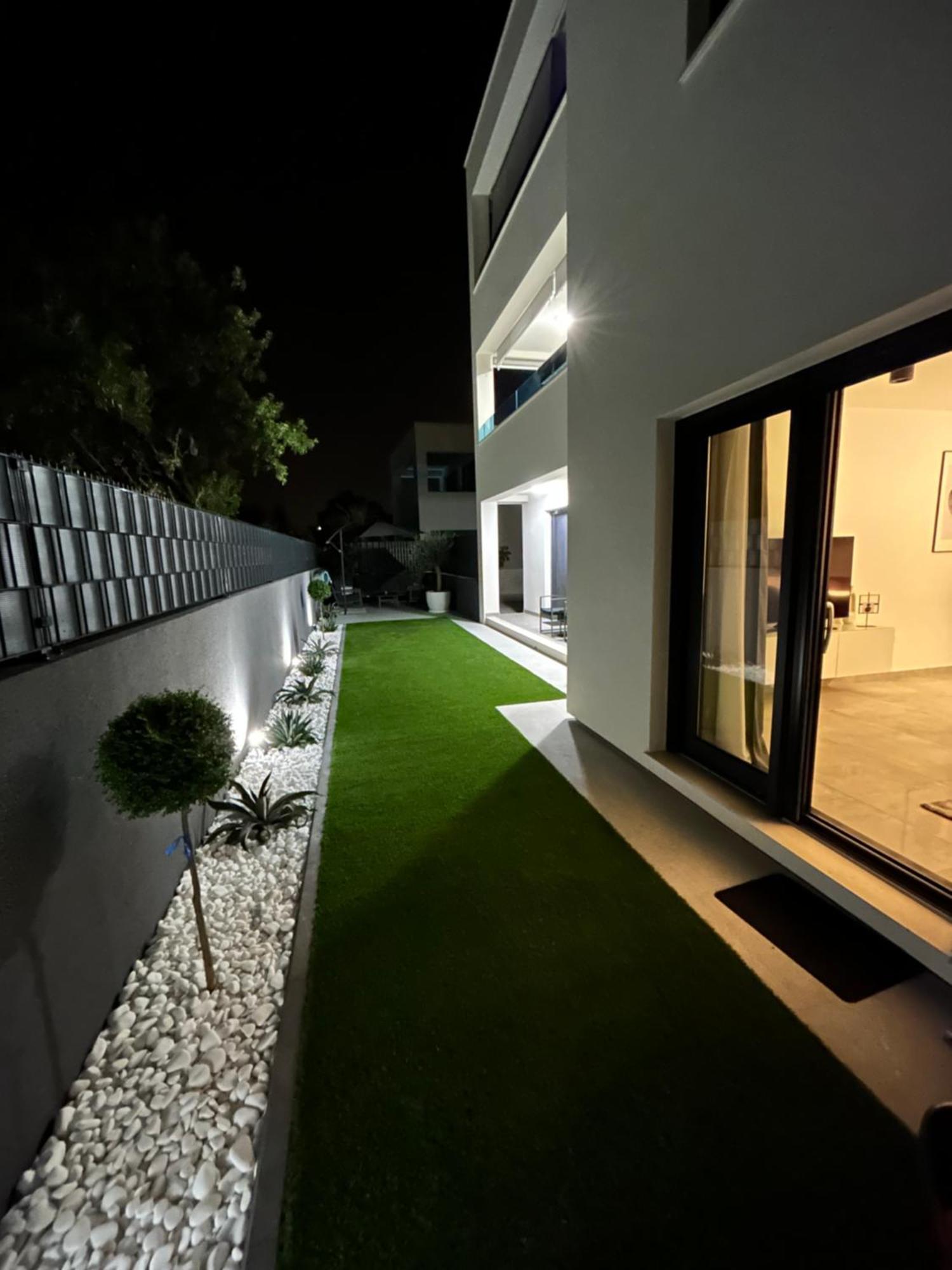זאדאר Apartment Oris, Private Parking, Garden מראה חיצוני תמונה